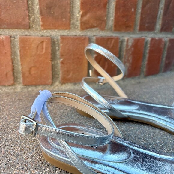 Jewel Badgley Mischka Hadley Flat Sandals with Ankle Strap | Silver - Picture 5 of 5